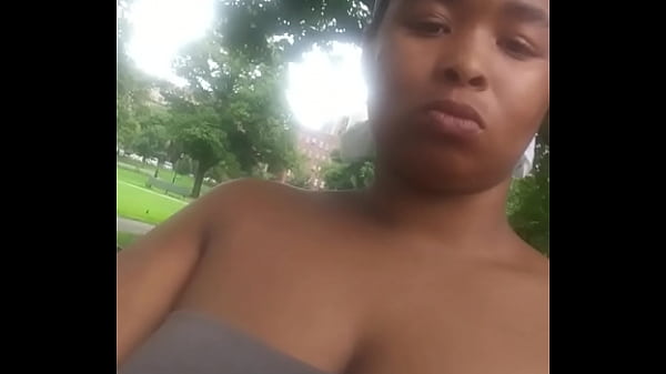 Park pussy play
