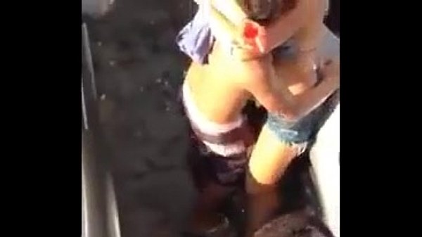 Ils Ont Commencé À Embrasser Le Carnaval En Général