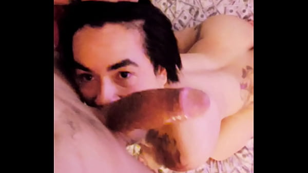 BUENA CHUPADA DE CULO Y VERGA