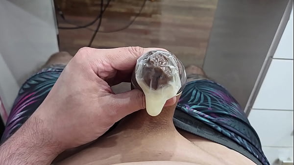 ENCHENDO A CAMISINHA DE LEITE