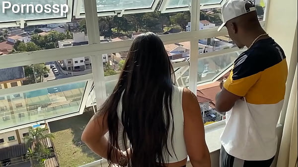 Realtor came to show my new apartment, and hit on me, oh you know right I fucked her