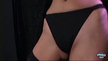 When her man has a foot fetish she has to wear high heels and stockings
