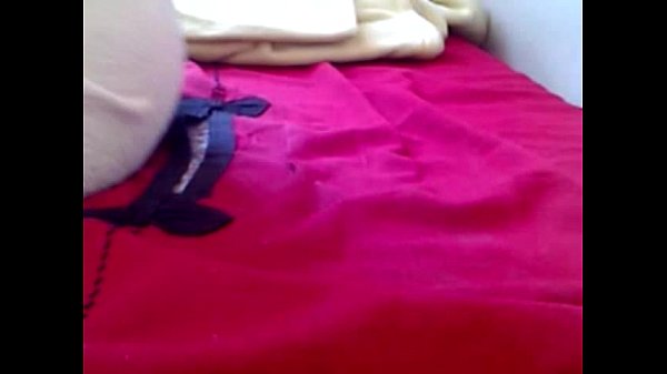 thumb chubby touching