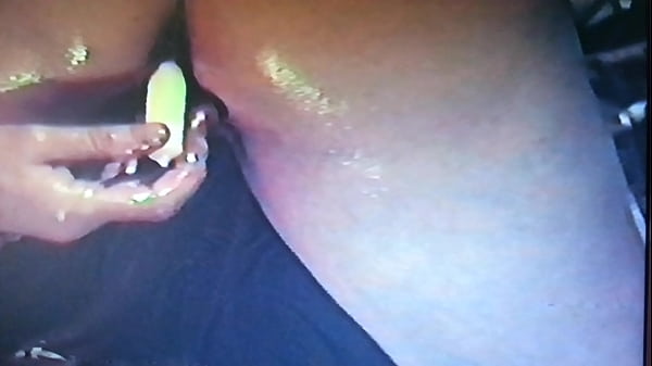 banana women