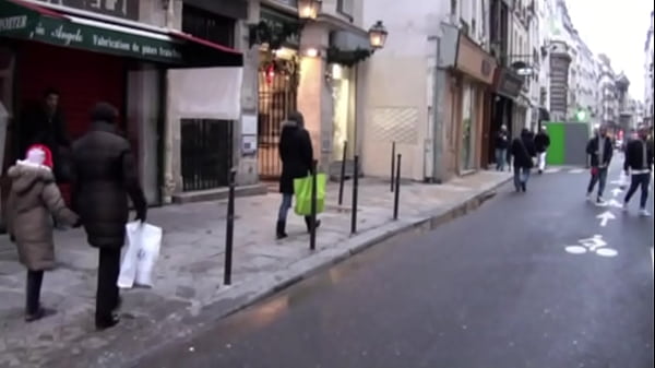 383 boys fucking in discret undergroudn in paris