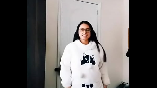 thumb lizzy dancing
