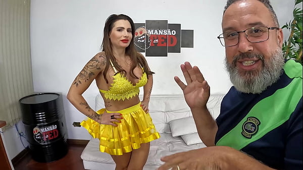 Jully Souza na sua primeira vez na mans&atilde;o