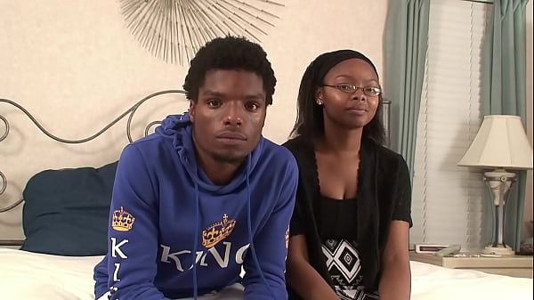 Download Video - Amateur ebony chick gets fucked hard by her boyfriend