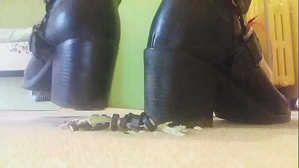gorgeous but evil giantess, destroy your toy cars under her big boots