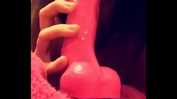 Jugado con su consolador