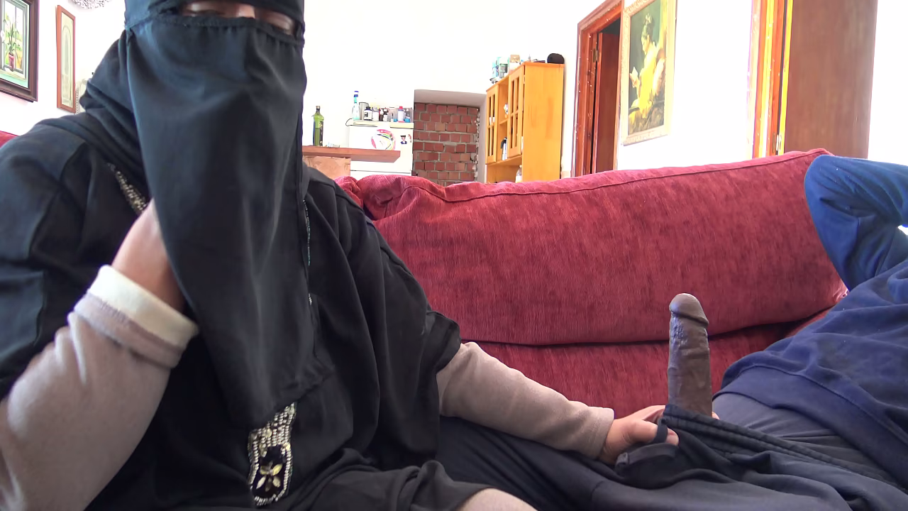 Algerian Hot Wife Is SHOCKED When I Pull Out My Big Black Cock