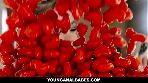 Women, listen up! In case you ever wonder what to give your boyfriend for Valentines day, please follow Josie Tuckers example and you can't go wrong!