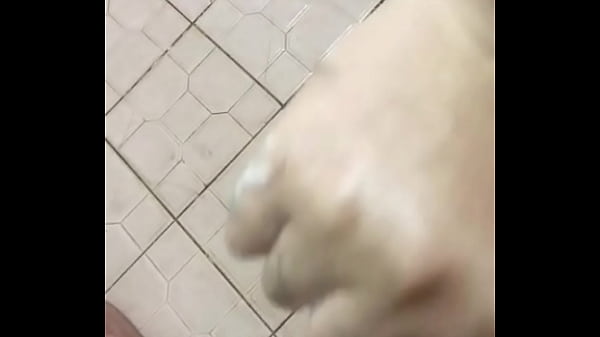 Rửa chim sẳn thủ luôn