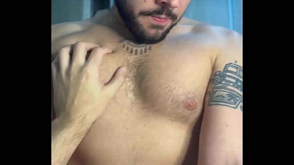 CHUPEI GOSTOSO O CUZINHO DO MEU AMIGO