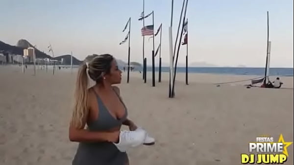 Pirocada firme na minha empregada