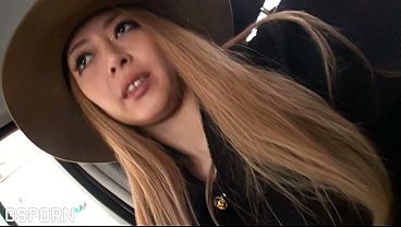 Blonde japanese girl like blowjobs and deep pussy penetration for