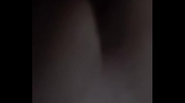Horn Laisse Sa Femme Sortir Avec