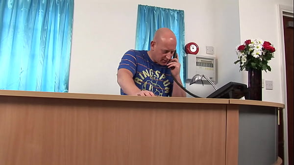 Roemie Demands Sex From Older man