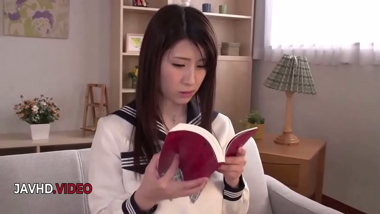 Steamy Japanese Student Mitsuki Akais Naughty Blowjob Adventure