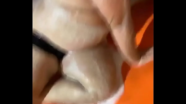 Emily Garcia showing her ass and lizinha pussy