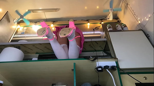 It was so hot on this food truck that I had to work with no bra and panties to stand the heat