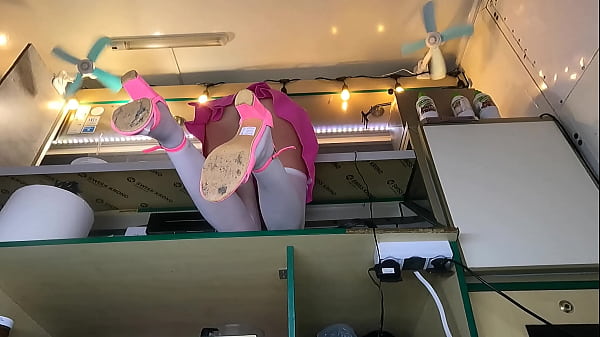 It was so hot on this food truck that I had to work with no bra and panties to stand the heat