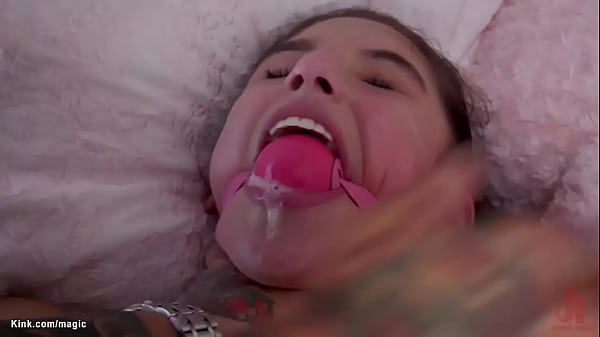 Tattooed relative fucks MILF and teen