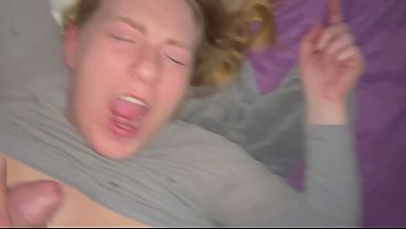 Deep throat Queen sucks dick like a pro