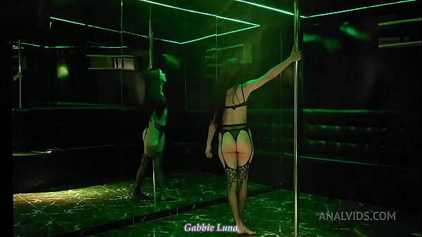 nude pole dancing and pee