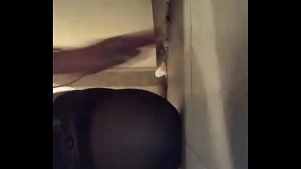 Blonde Exquise Sur Skype