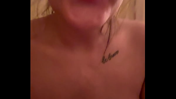 Elle Me L'a Craché Dessus