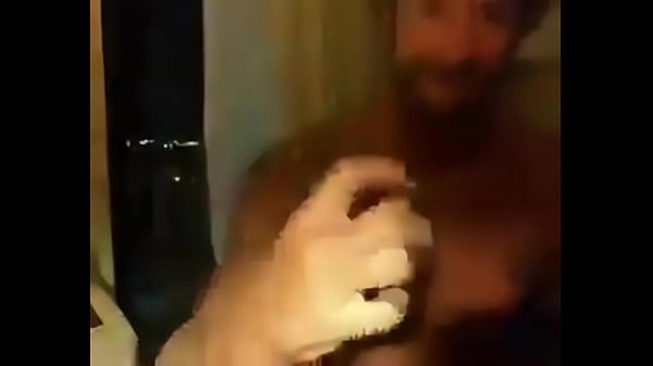 GABRIEL SOTO MUESTRA SU VERGA