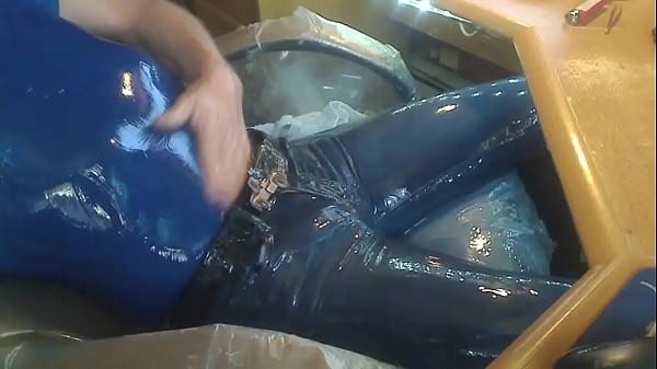 Wet Dustin's Wet and slippery times