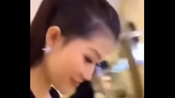 Pretty girl livestream Uplive reveals braids... For you guys to appreciate