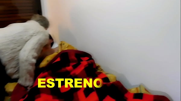 Download Video - mi madrastra llega uermo y me coje como loca porque dice que tengo fiebre parte 1