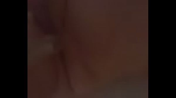 Big mama Rae squirting all over the bed