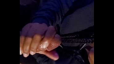 Download Video - PERFECT LIPS&vert;-Slurps Dick Until It CUM On Her Mouth