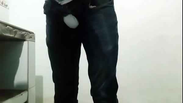 Wet Christmas and two delicious orgasms Thumbnail