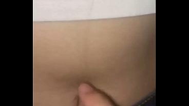 a little navel prick