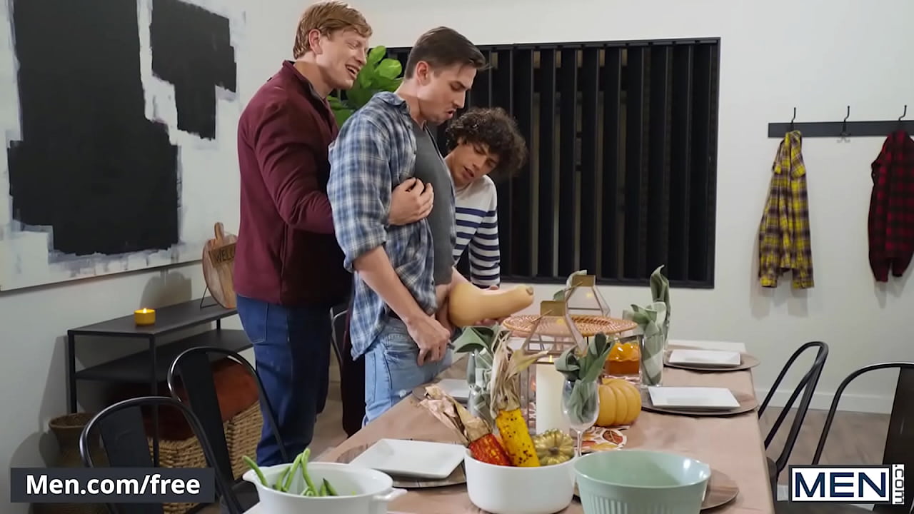 La reunión de Friendsgiving con Nate Grimes y sus amigos termina en una fiesta gay salvaje y cruda - Hombres
                     cumshot facial doggystyle group outdoors twink bareback men hunks big cock ass fuck cock sucking straight guys reverse riding drillmyhole raw fuck muchos negros