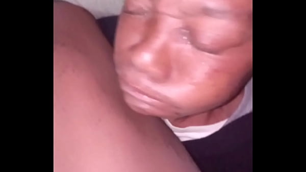 Frau Nama: 4 Minuten hemmungsloser Lust - Gratis Porno mit reifen Frauen