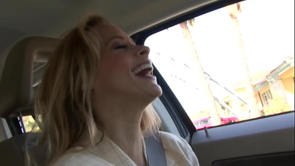 Payton Leigh Gets BBC From Her Stepson