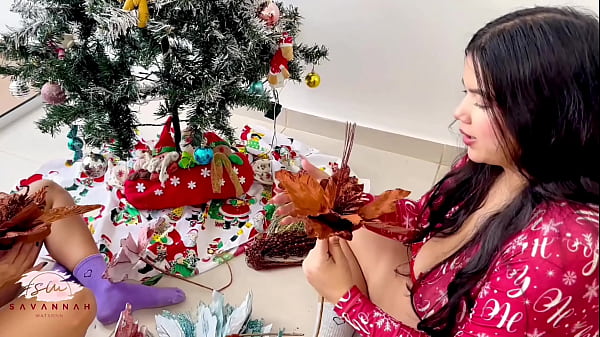 Having quick sex with my best friend's stepbro while we were decorating the Christmas tree - Savannah Watson