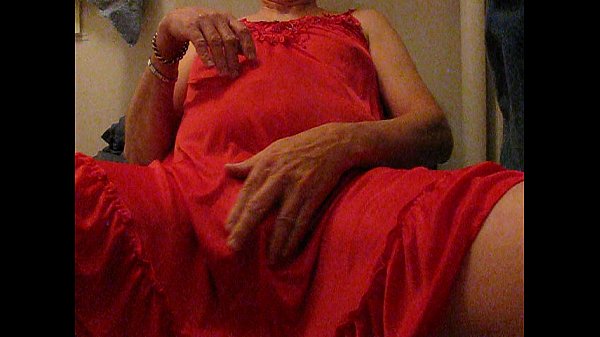 Download Video - Satin Slut CD Cumming Hard