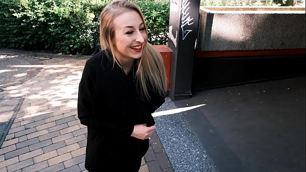 Download Video - Teen Erstes mal Gloryhole Teil 1 ohne Gummi