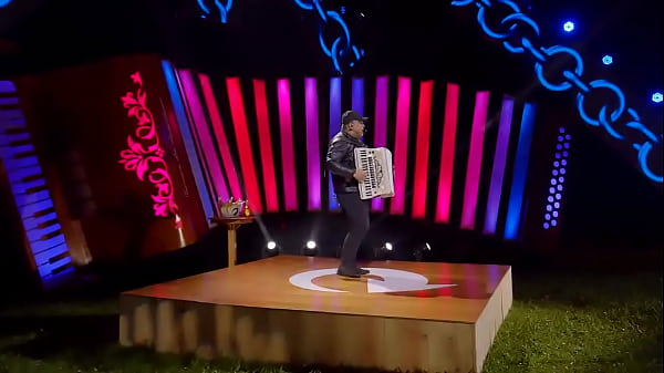 GORDINHO FUDENDO COM TODO MUNDO