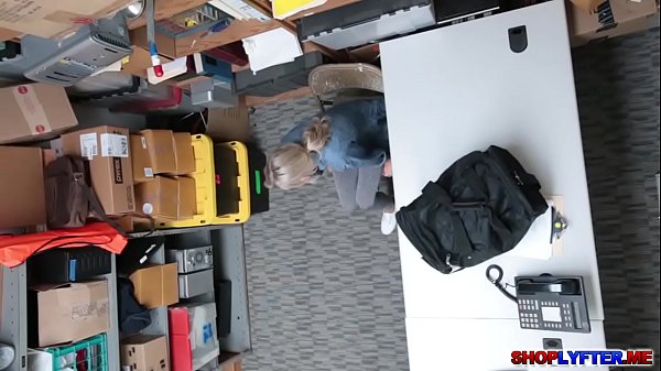 Emma Hix sucked a long dick