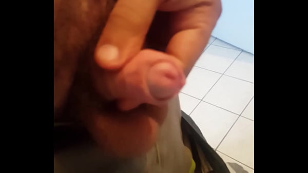 thumb uncut pisspeeing