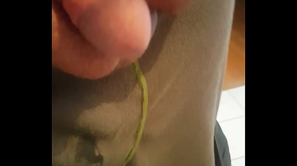 thumb uncut pisspeeing