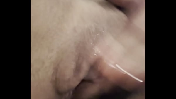 ROSSMEXICANA SE MASTURBA EN SILENCIO PORQUE EST...